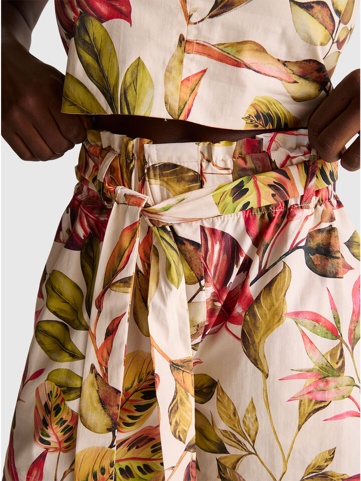 BERMUDA Women image number 4